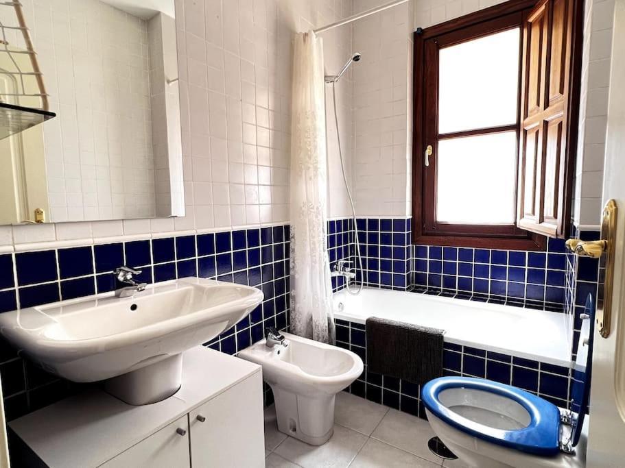 Apartamento Muy Centrico En Granada Exterior foto